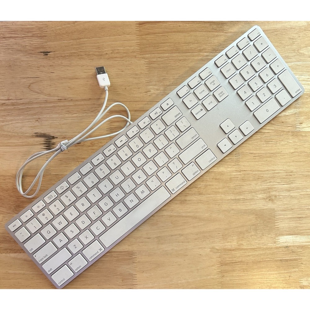 Apple A1243 Wired Numeric Pad Keyboard USB-A TESTED WORKING OEM MB110LL/A
